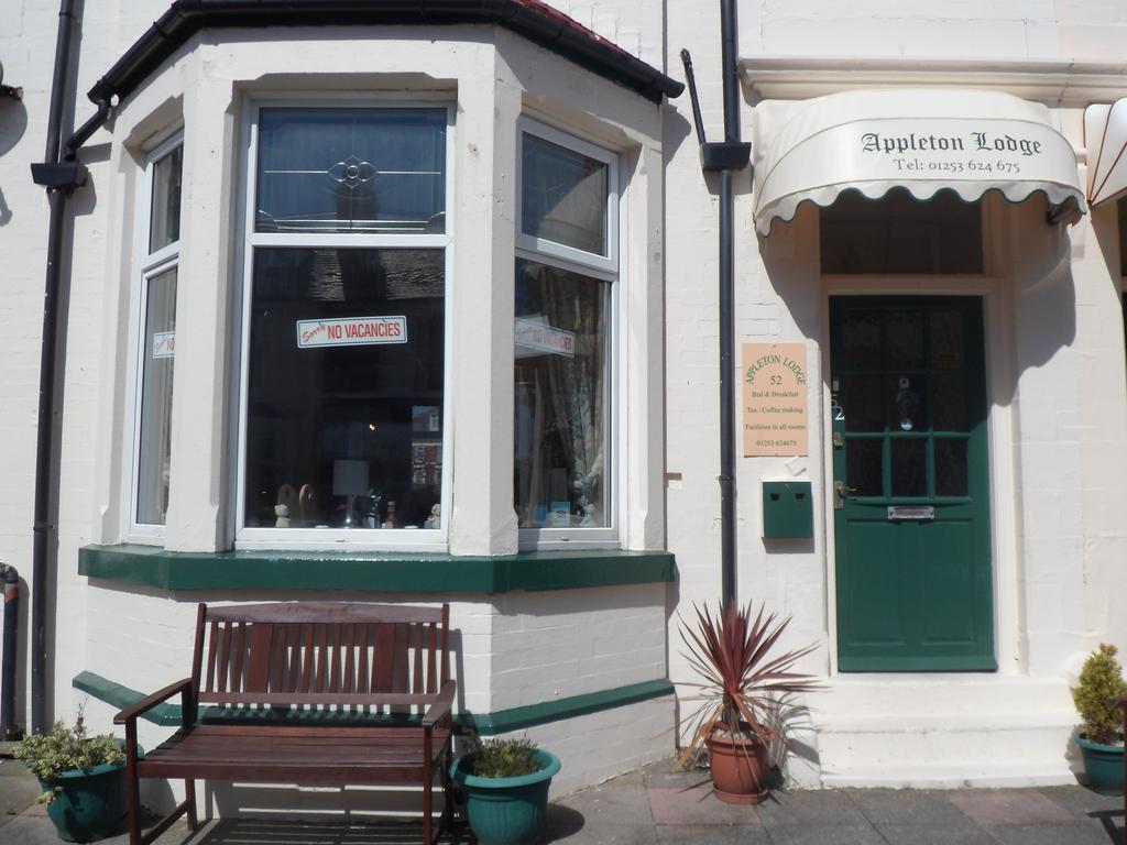 Appleton Lodge Hotel - Blackpool — Photos 1